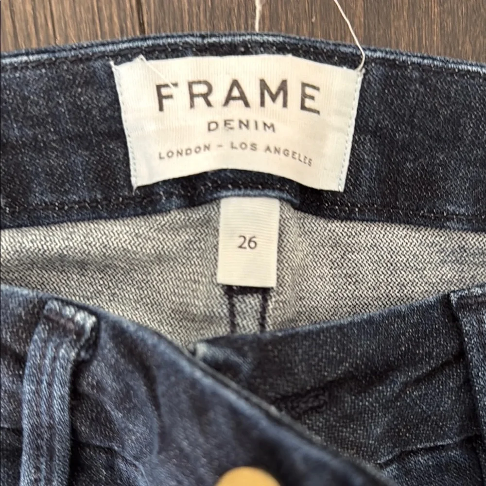 Frame Denim Cropped Jeans - Picture 2 of 3
